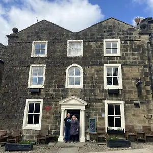 Talbot House And Tearoom Bed & Breakfast