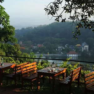 hotel-see-kandy.kandyhotelsnow.com/